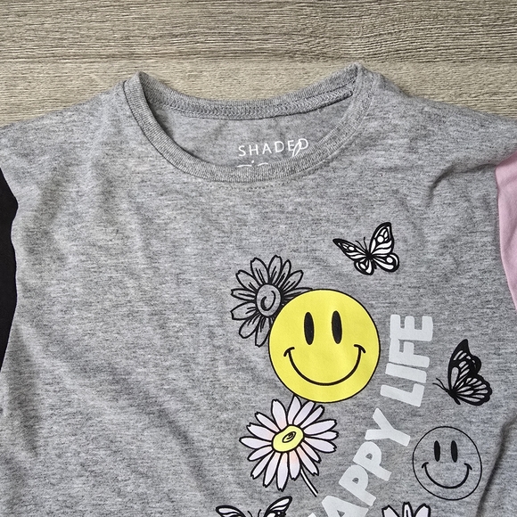 New With Tags Girls Size 10-12 Happy Mind Happy Life T-Shirt Flowers Happy Faces - Picture 5 of 7